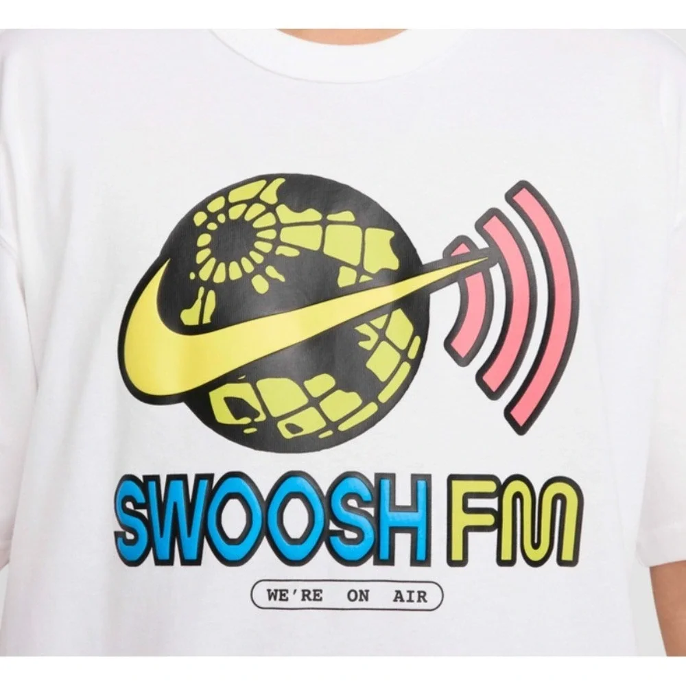 Nike Sportswear Men's Max90 Loose Fit T-Shirt White FZ5404-100,‎ Small